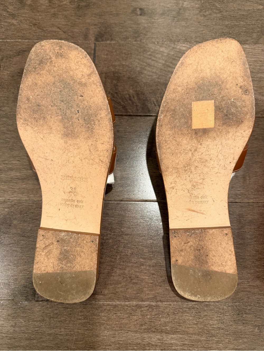 Hermes Oran Women’s Sandals - Picture 2 of 4